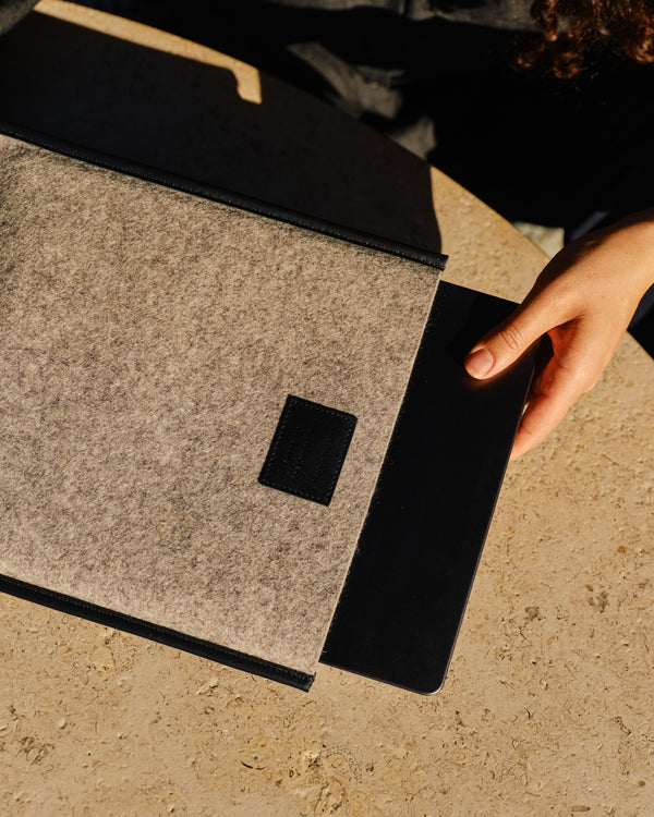 Merino Laptop Sleeve - JOSHUVELA