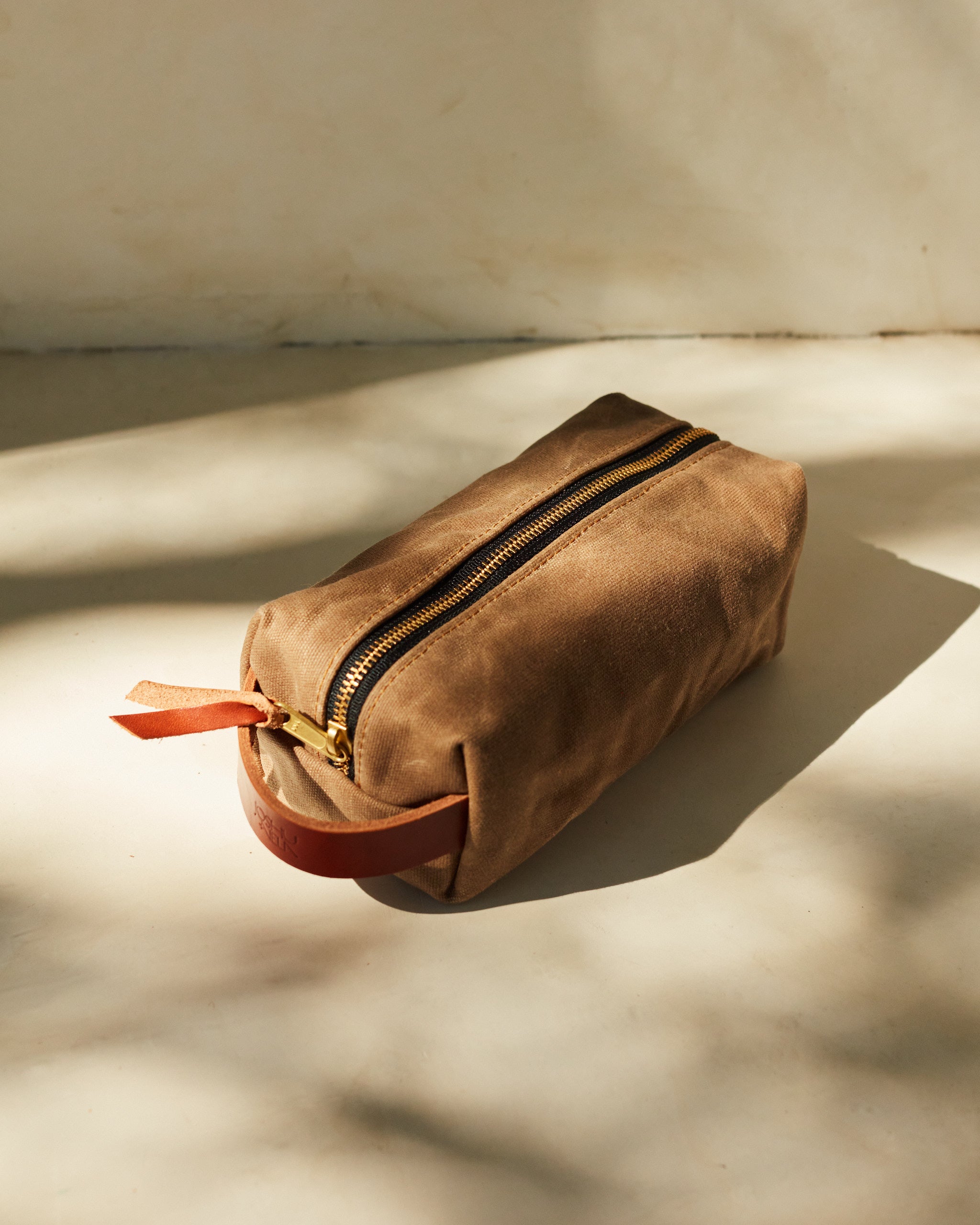 Dopp Kit in Canvas - Medium - JOSHUVELA